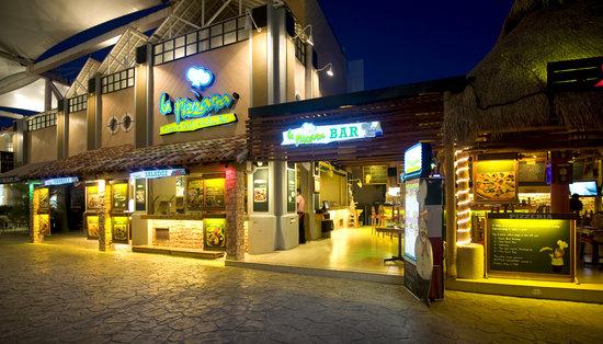 La Pizzarra, Cancún México