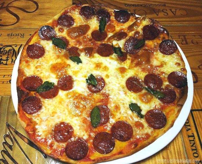 Pizza cláscia de pepperoni