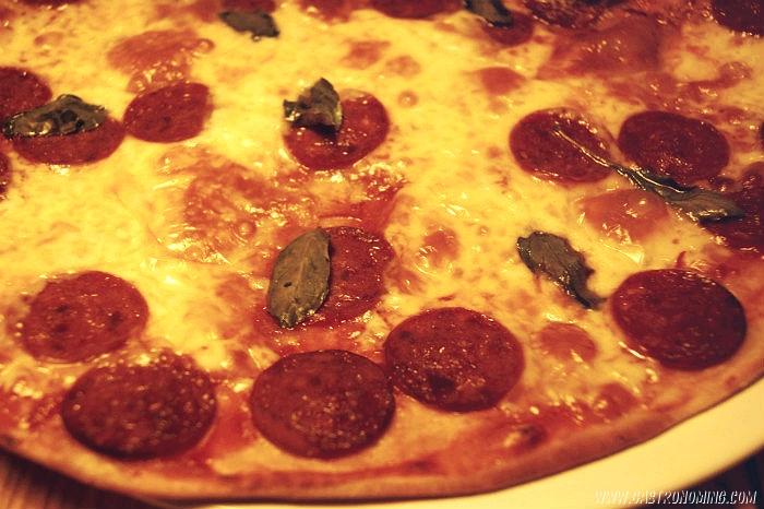 Pizza cláscia de pepperoni