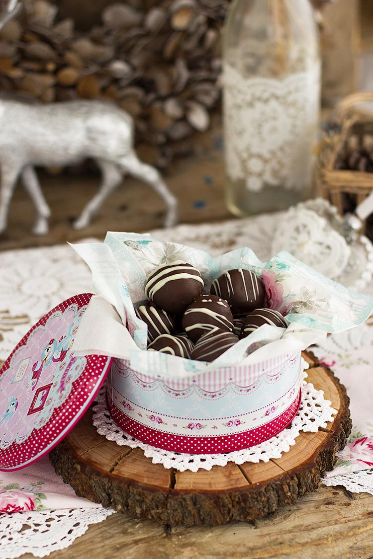 bolitas de coco y chocolate receta de solo 4 ingredientes y saludable