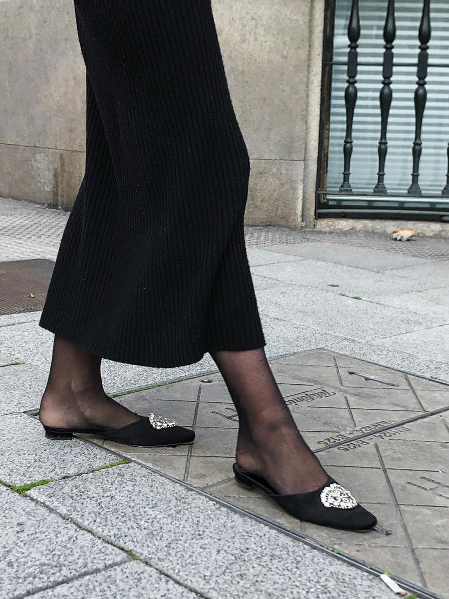 Trini | Max Mara dress Manolo Blahnik shoes