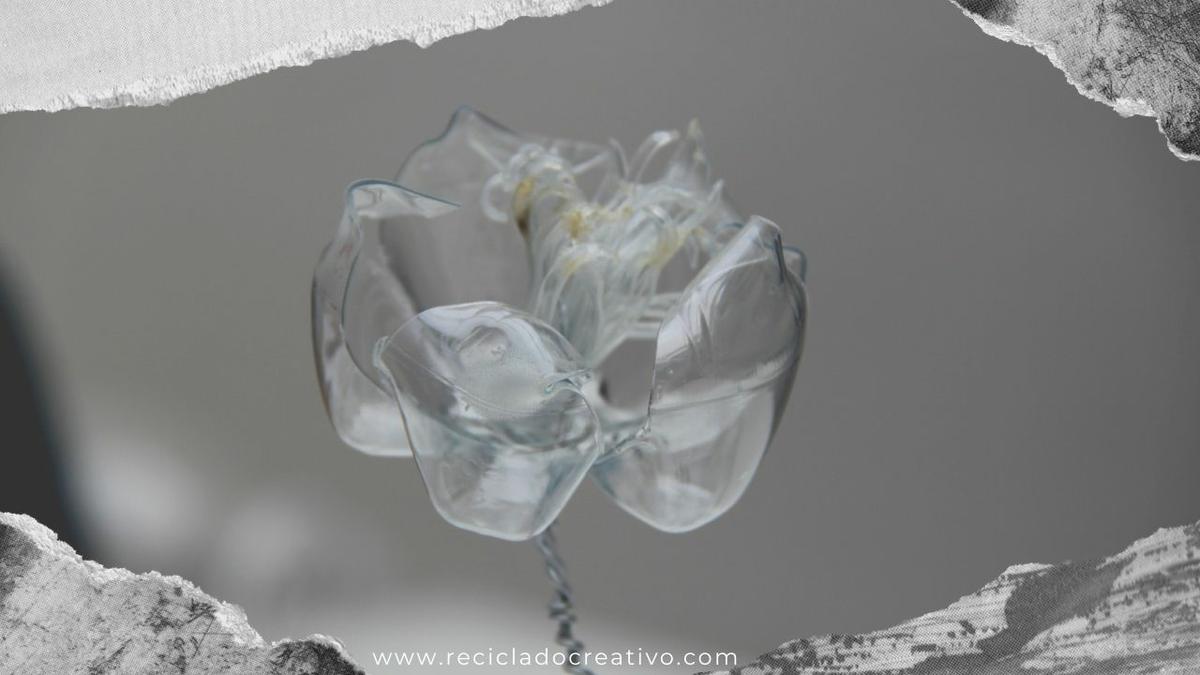 Flores con botellas de CocaCola DIY