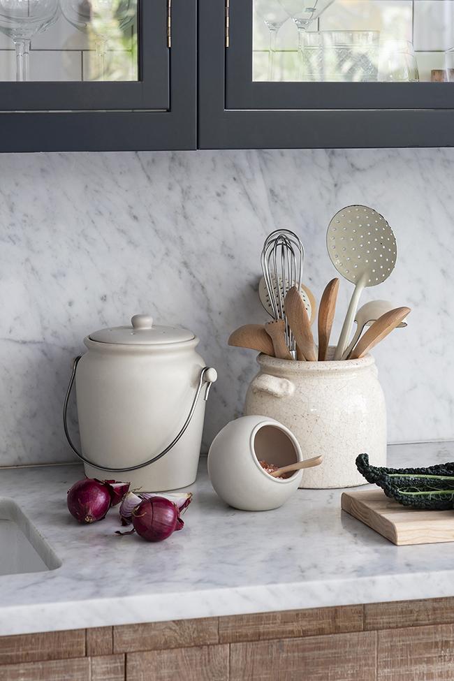 Tips prácticos para mantener la encimera de la cocina en perfecto orden
