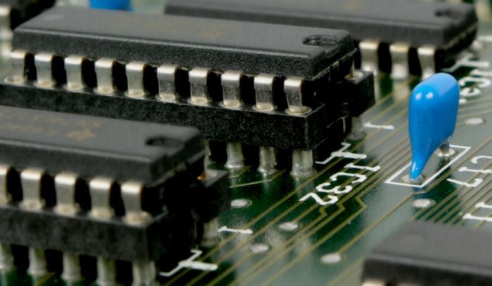 MTE Explica: Las diferencias entre ARM e IntelYou probablemente ha oído hablar del procesador ARM y los procesadores Intel x86. Veamos las diferencias técnicas entre los procesadores ARM e Intel x86.