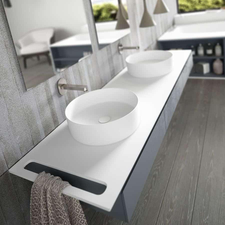 Encimera Solid Surface con toallero de SolidValencia 