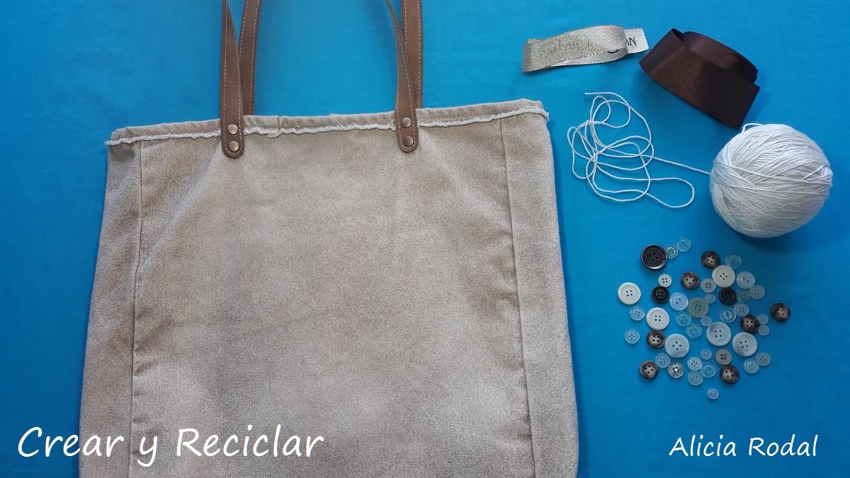 Ideas para decorar tu ropa. En este tutorial te muestro ideas para personalizar prendas de vestir con material reciclado y fácil. 