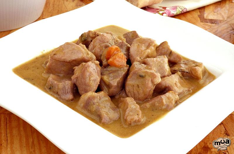 Magro en salsa de vino y tomillo