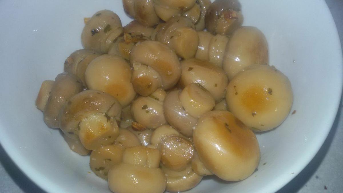 Champiñones al ajo cabañil