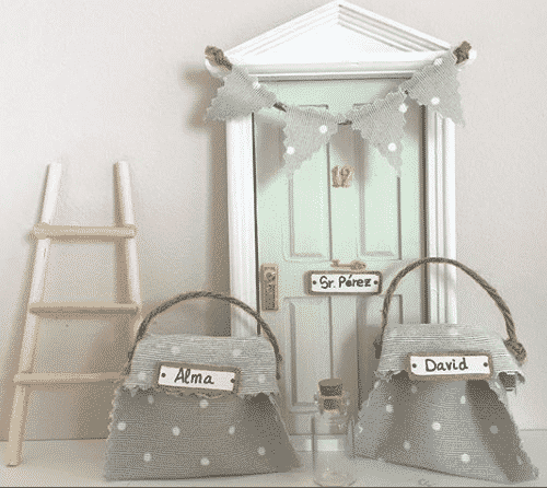 ideas para regalar en Navidad puerta ratoncito perez