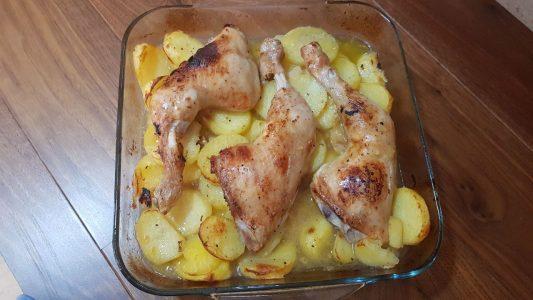 muslos de pollo con patatas al horno en salsa de licor 43 (4)