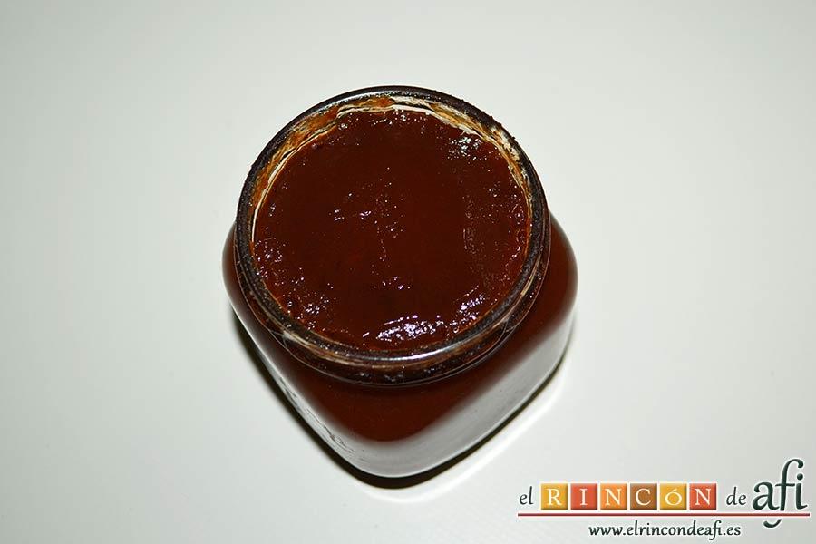 Tarta de queso con harina de fécula de maíz y mermelada de ciruelas rojas casera, preparar la mermelada