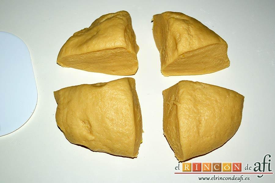 Pasteles rellenos de carne de membrillo, dividirla en cuatro partes