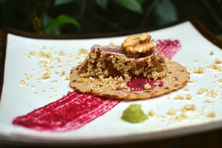 Tortillas De Neuces Y Maiz Con Tataki De Atun Rojo 14