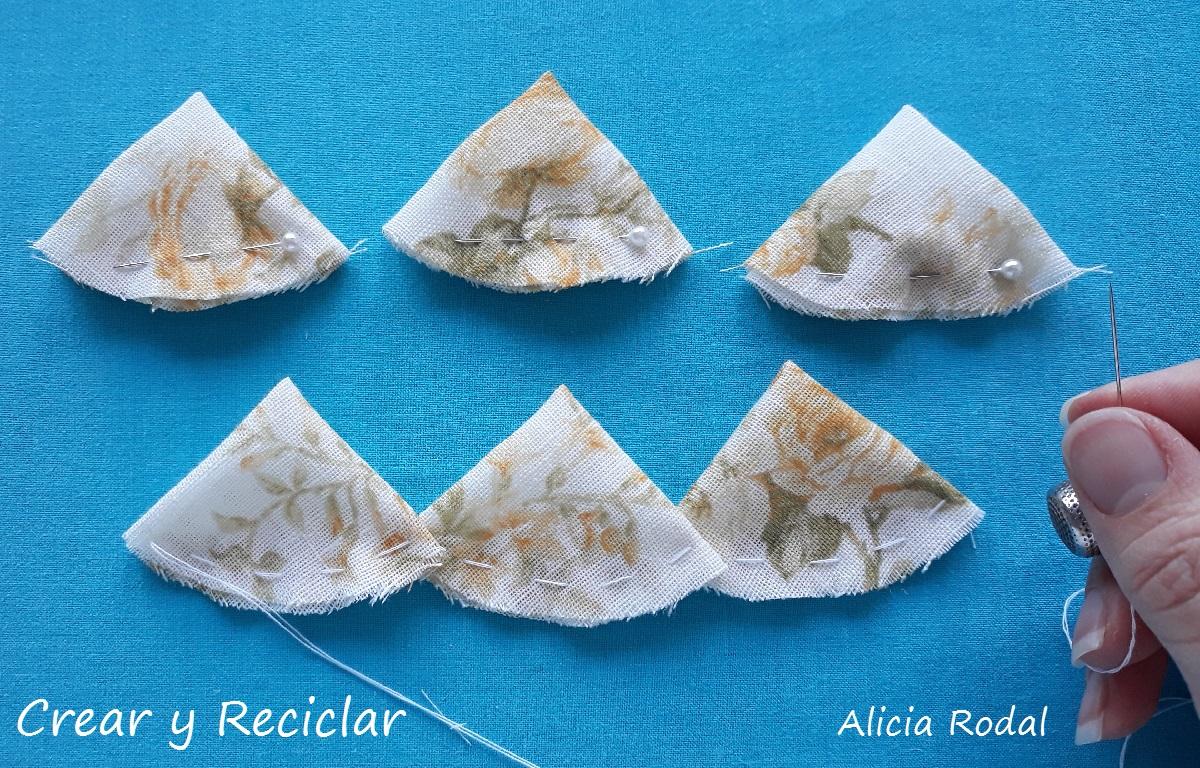 En este tutorial te muestro 8 ideas y trucos para hacer flores con retales de tela.