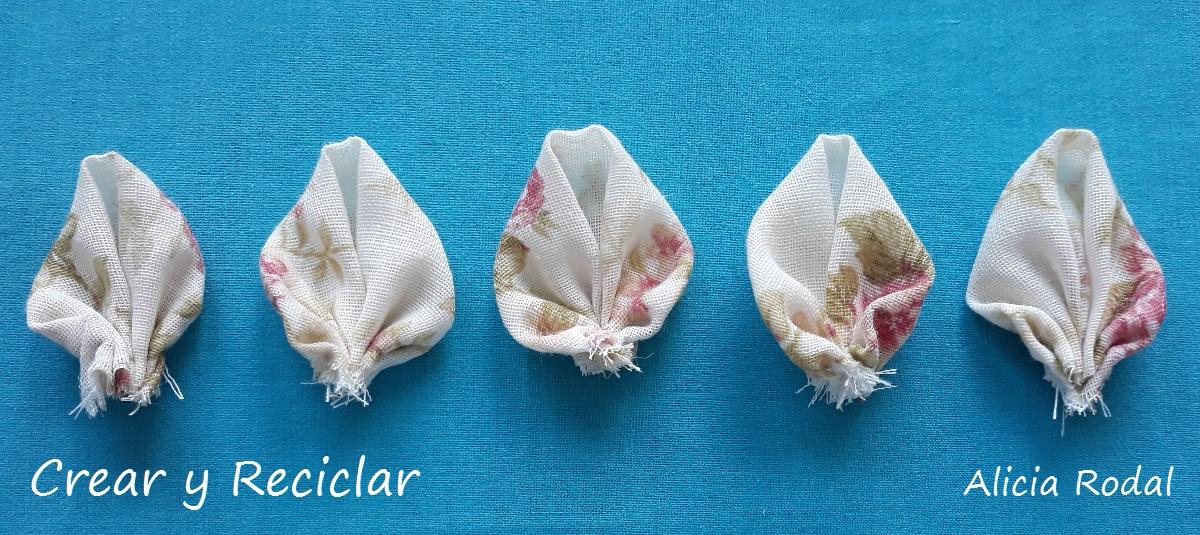 En este tutorial te muestro 8 ideas y trucos para hacer flores con retales de tela.