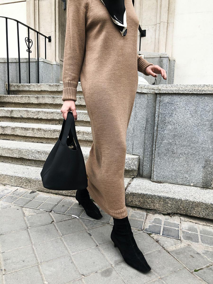 Trini | Max Mara dress Hermes scarf