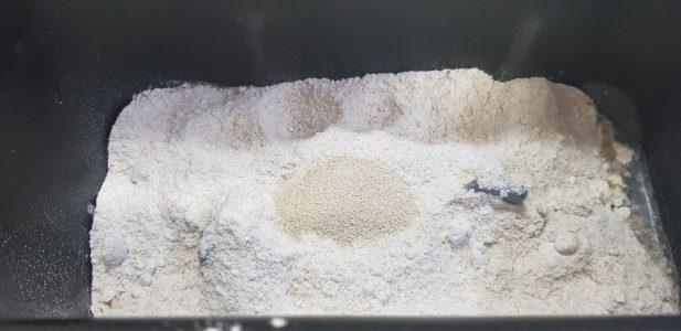 Masa integral para pizza en panificadora Lidl (8)