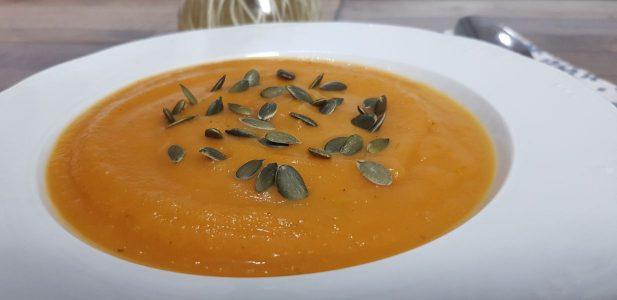 Crema de calabaza con semillas (1)