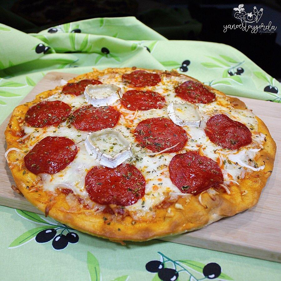 PIZZA FAMILIAR DE TRIGO INTEGRAL MASA CLÁSICA CON PEPPERONI