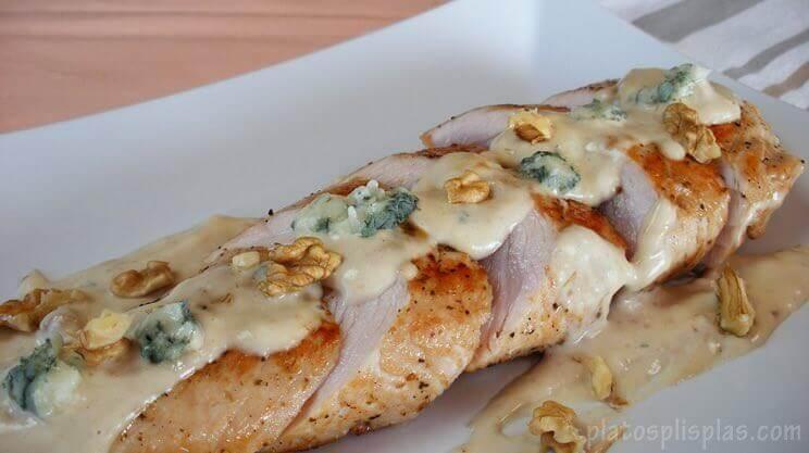 Pavo al roquefort