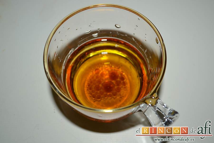 Papas aliñás de Cádiz, preparar la vinagreta