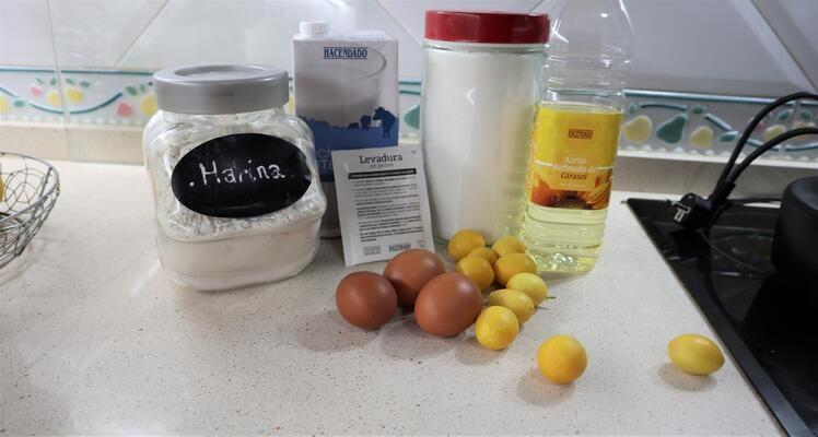 Ingredientes para hacer magdalenas de limón
