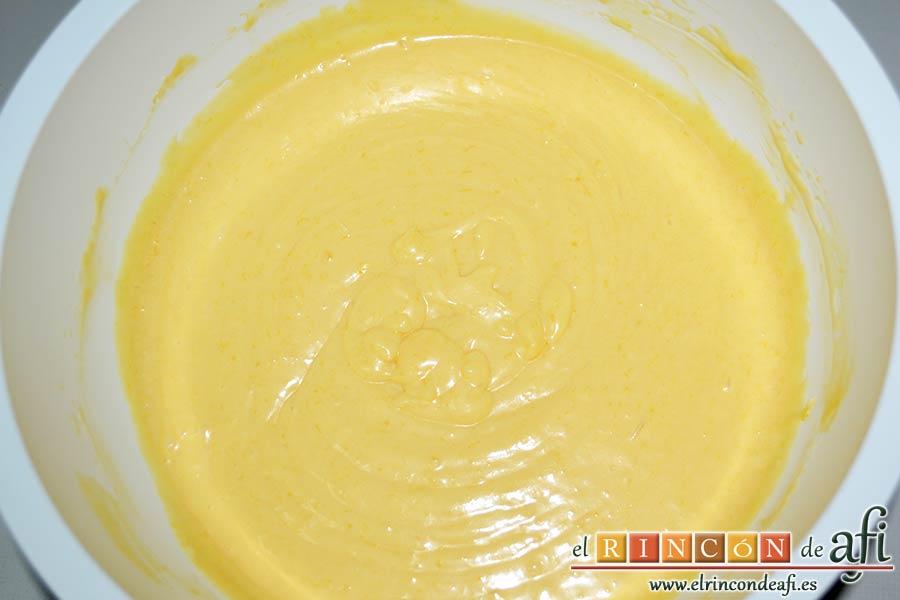 Quesada de manga, mezclar bien