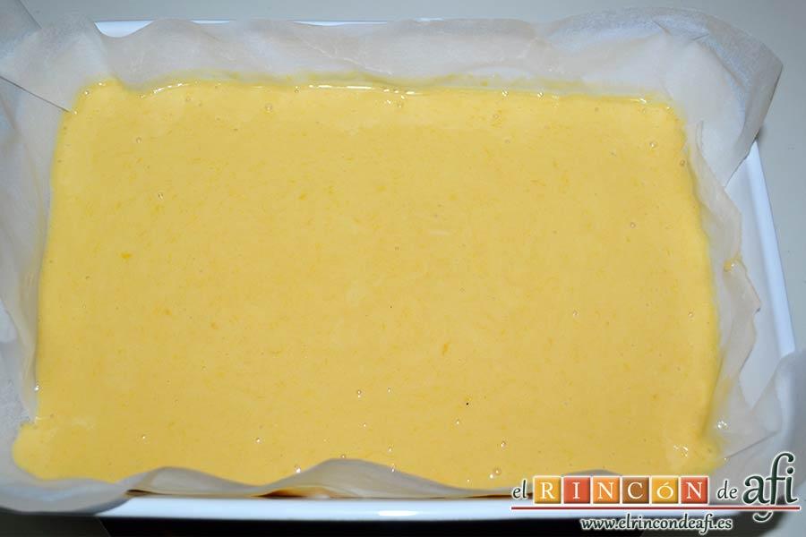 Quesada de manga, verter sobre molde engrasado y forrado
