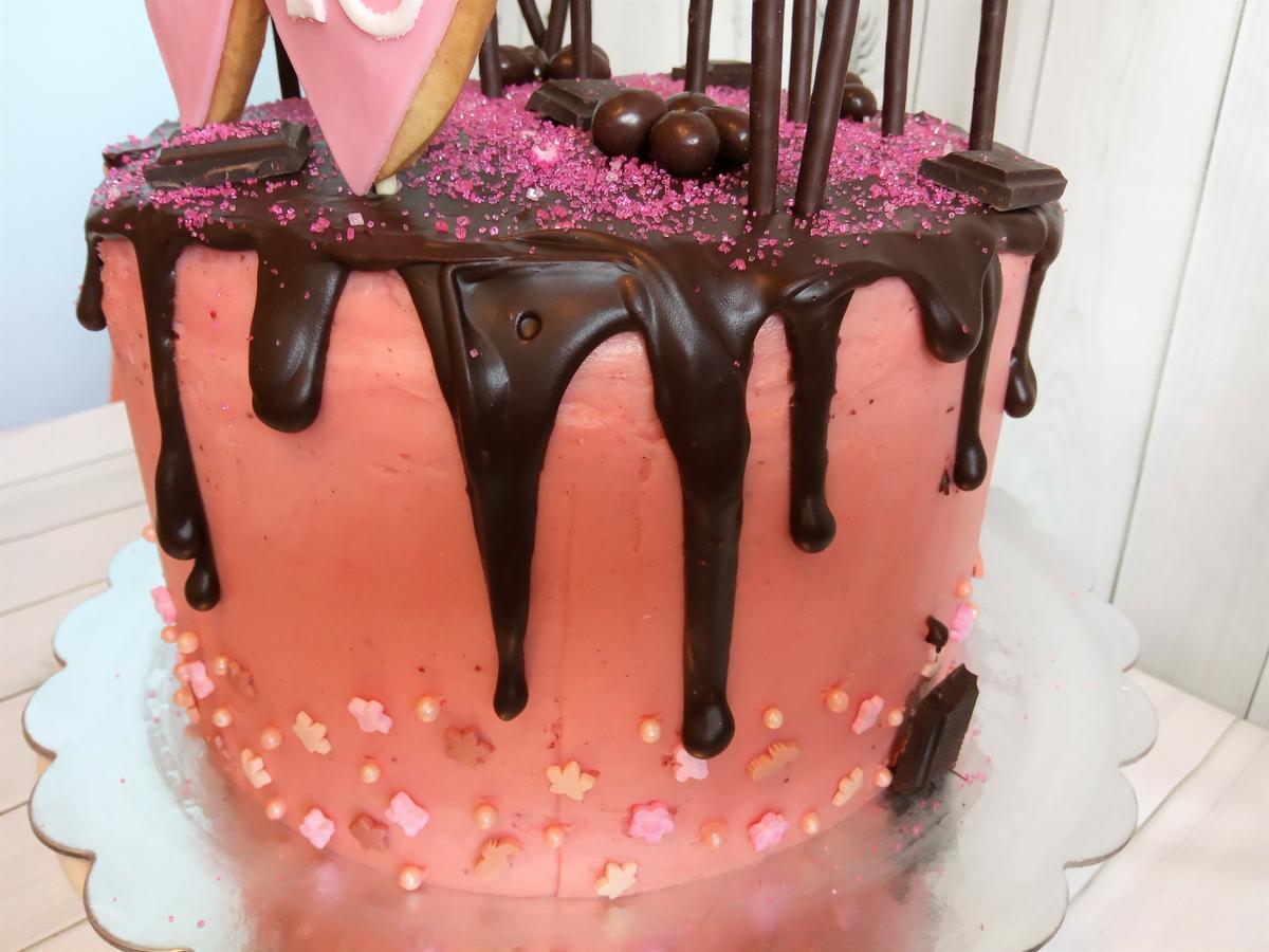 Vista lateral drip cake