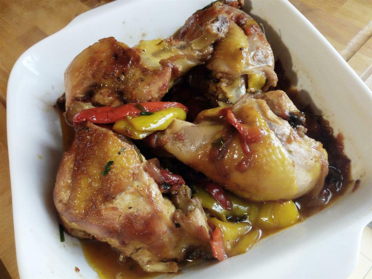 Pollo con pimientos a la romana - Pollo con peperoni agrodolce - Chicken With Peppers, Onions, & Balsamic Vinegar