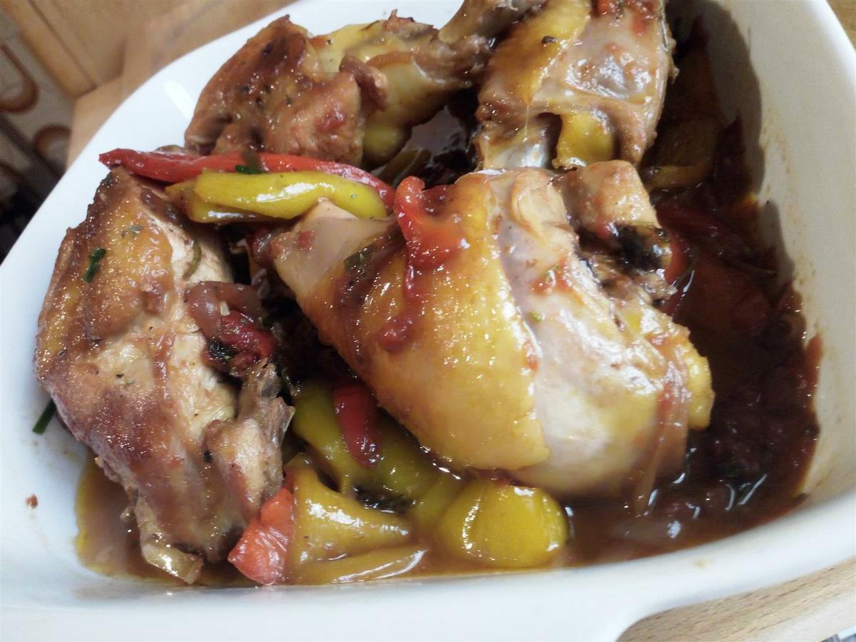 Pollo con pimientos a la romana - Pollo con peperoni agrodolce - Chicken With Peppers, Onions, & Balsamic Vinegar