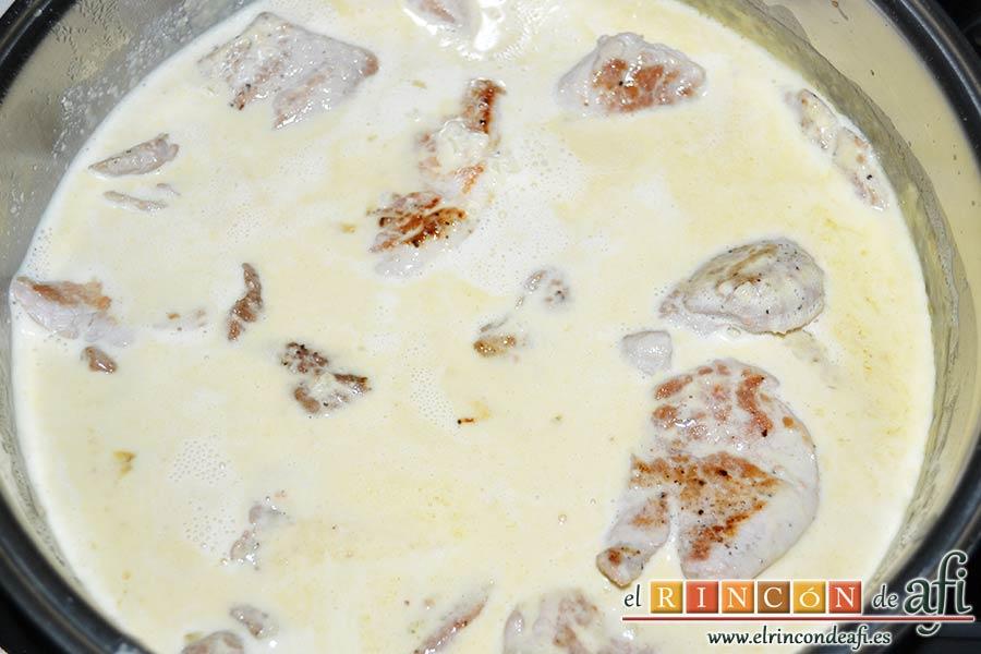 Solomillo de cerdo con salsa de paté, hasta que estén todos