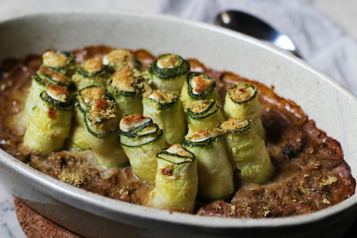 Canelones de calabacín con salsa de setas