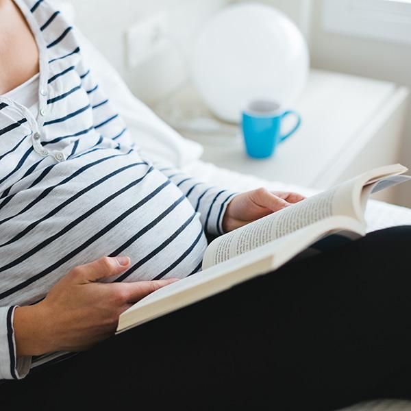 Regalos para embarazadas: Libro embarazo y maternidad