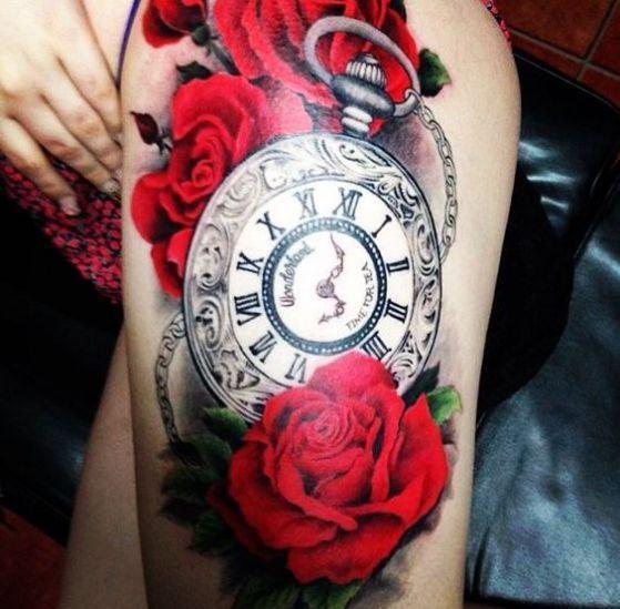 Tatuajes de relojes con rosas