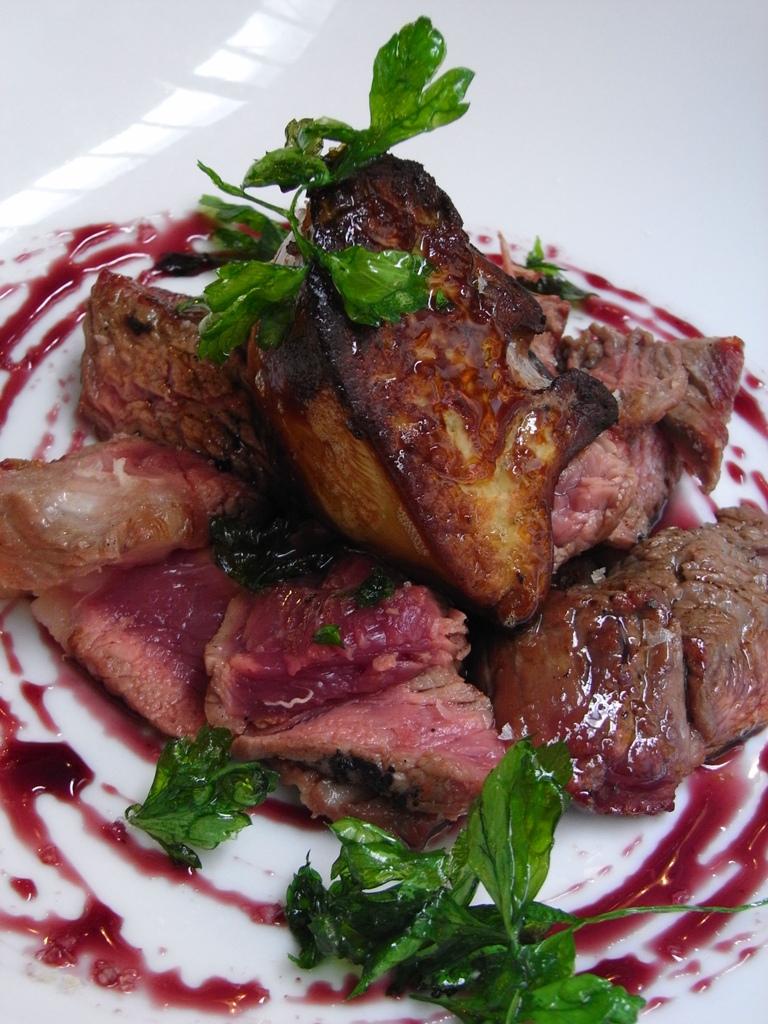 Foie con salsa de frutos rojos