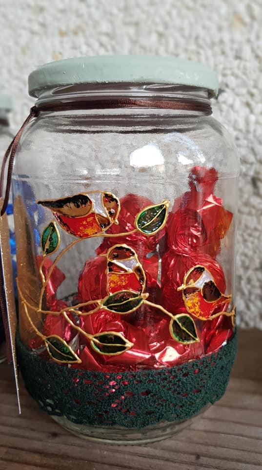 Pájaros vitral. Tonalidades en rojo.