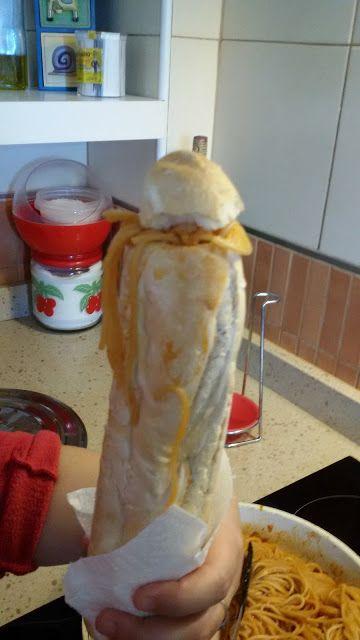 Bocadillo de espaguetis