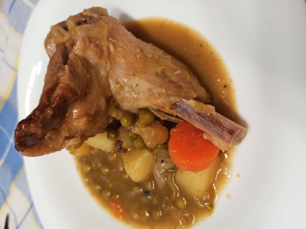 jarretes de ternasco guisados