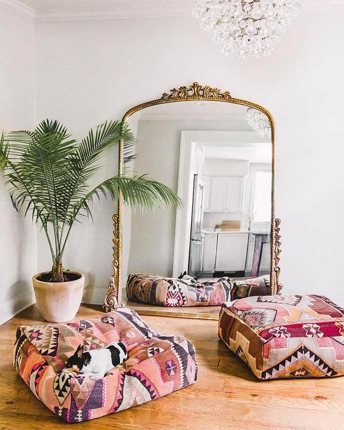 ¡Ideas baratas para decorar tus paredes! Decorar las paredes con espejos es una alternativa perfecta en aquellos espacios en los que encajen.