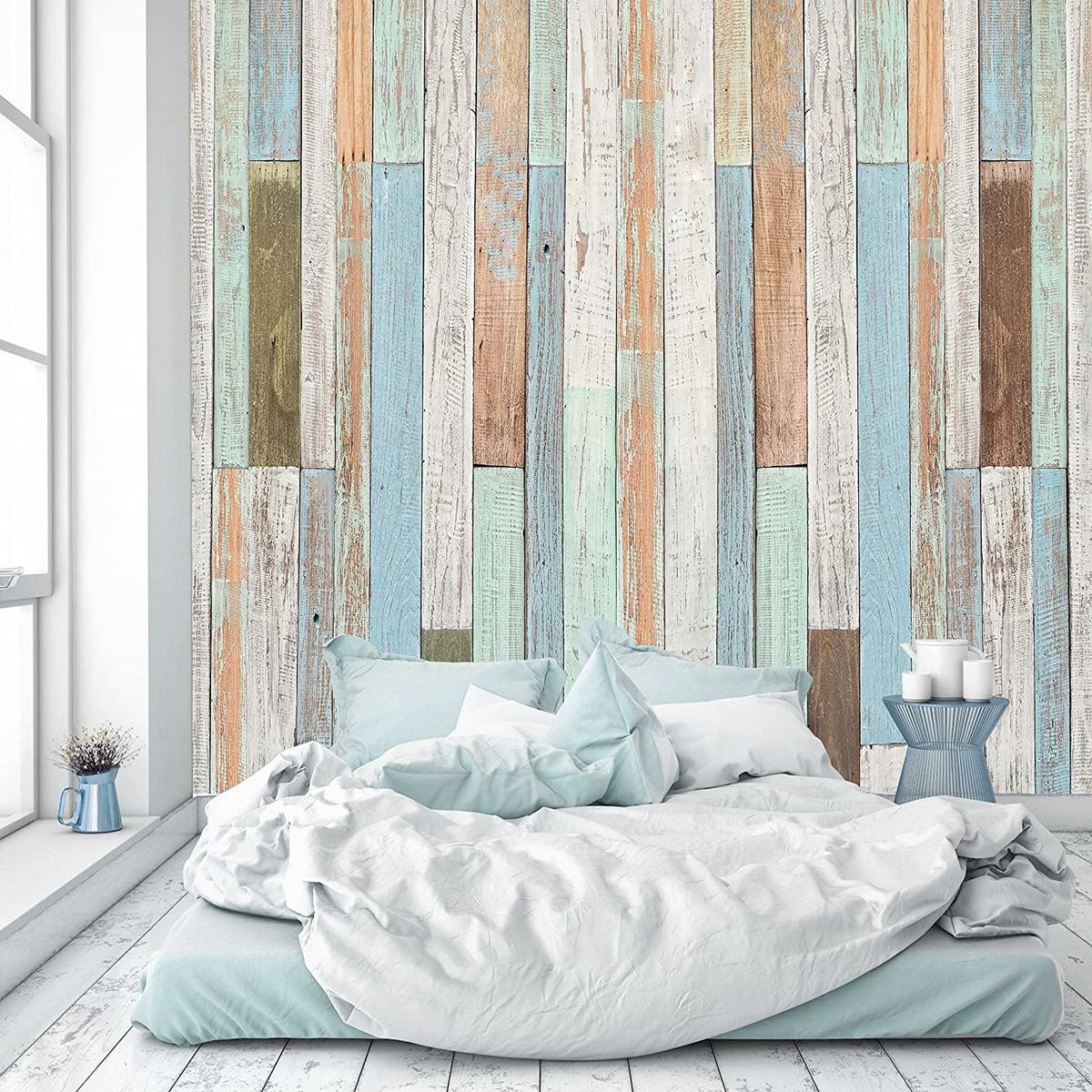 ¡Ideas baratas para decorar tus paredes! El papel pintado adornará tus paredes de un modo muy original.