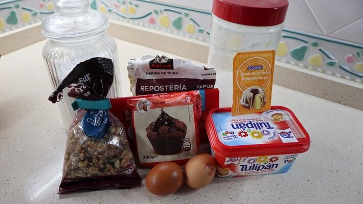 Los ingredientes necesarios para hacer brownie casero con Mambo