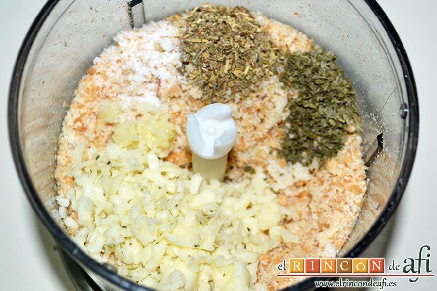 Pan rallado de Buddy, ponerlo todo en un vaso picador