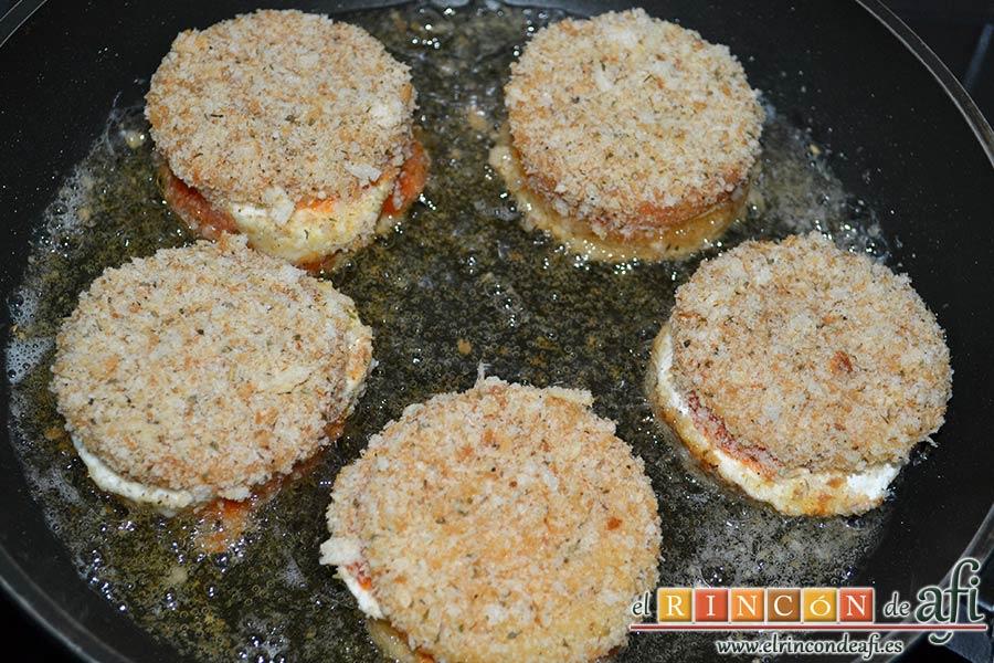 Mozzarella en carroza, freír en aceite de girasol