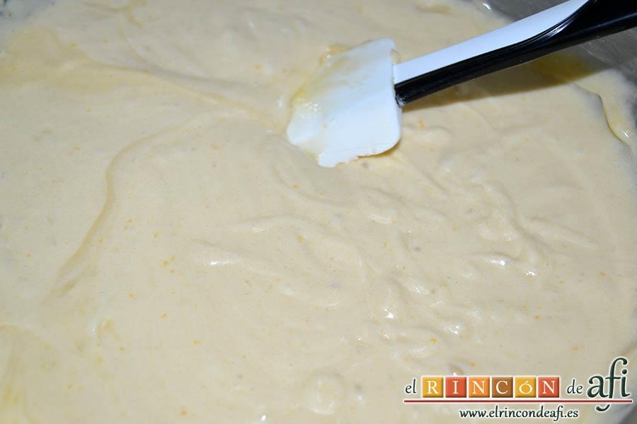 Bizcocho hormiguero, batir hasta integrar