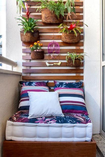 Adapta con colchonetas tu terraza pequeña
