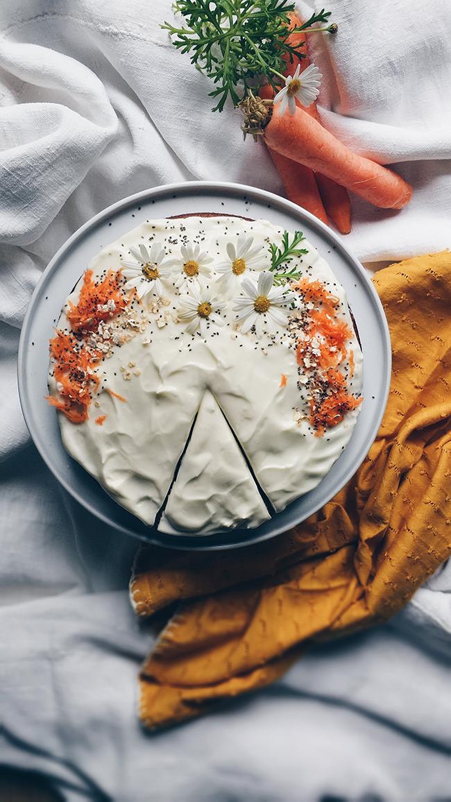 THE BEST CARROT CAKE
