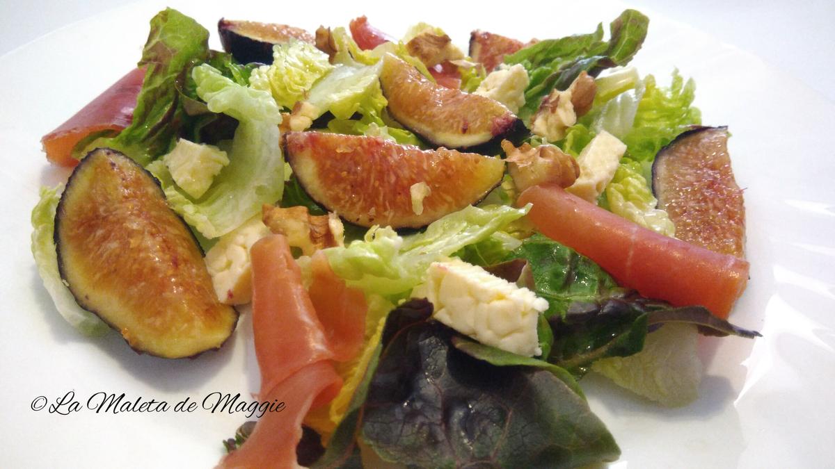 Ensalada con higos y queso roquefort
