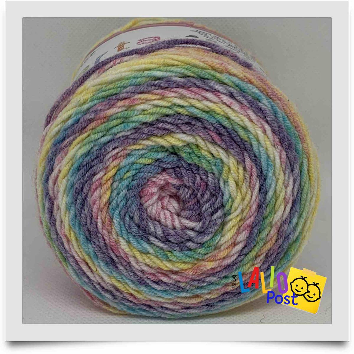 Lana en colores pastel para tejer un chal