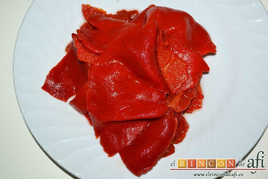 Paté de pimientos, retirarles a los pimientos del piquillo las semillas y las partes quemadas